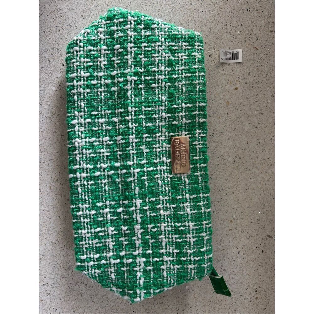 Cosmetic pouch